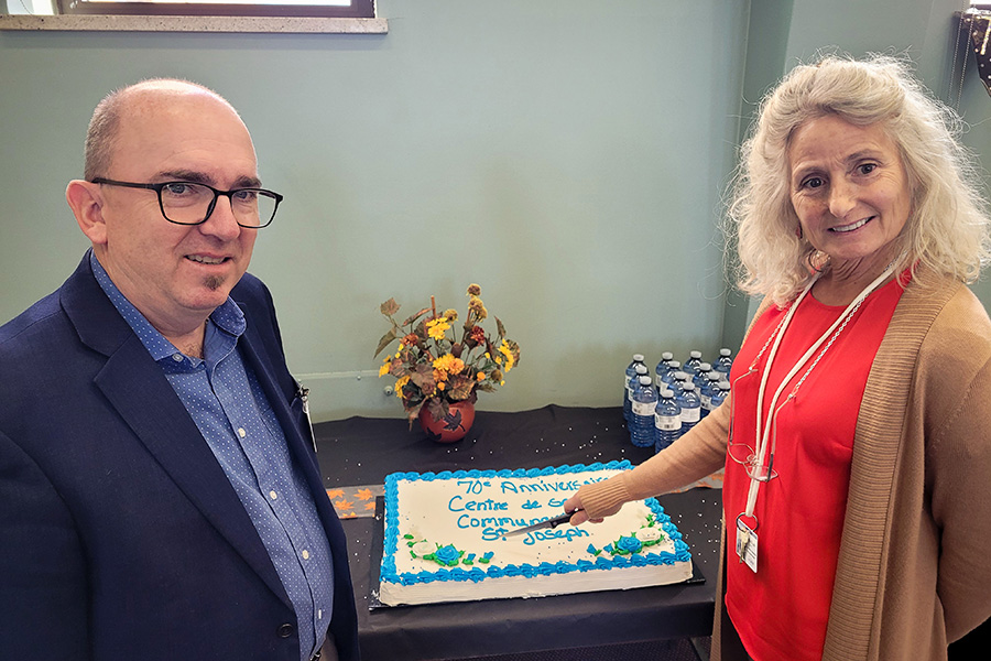 Yves Goudreau, Acting Vice-President of Logistics and Patient Flow, and Marie-Claude Thériault, Facility activities manager – St-Joseph Community Health Centre